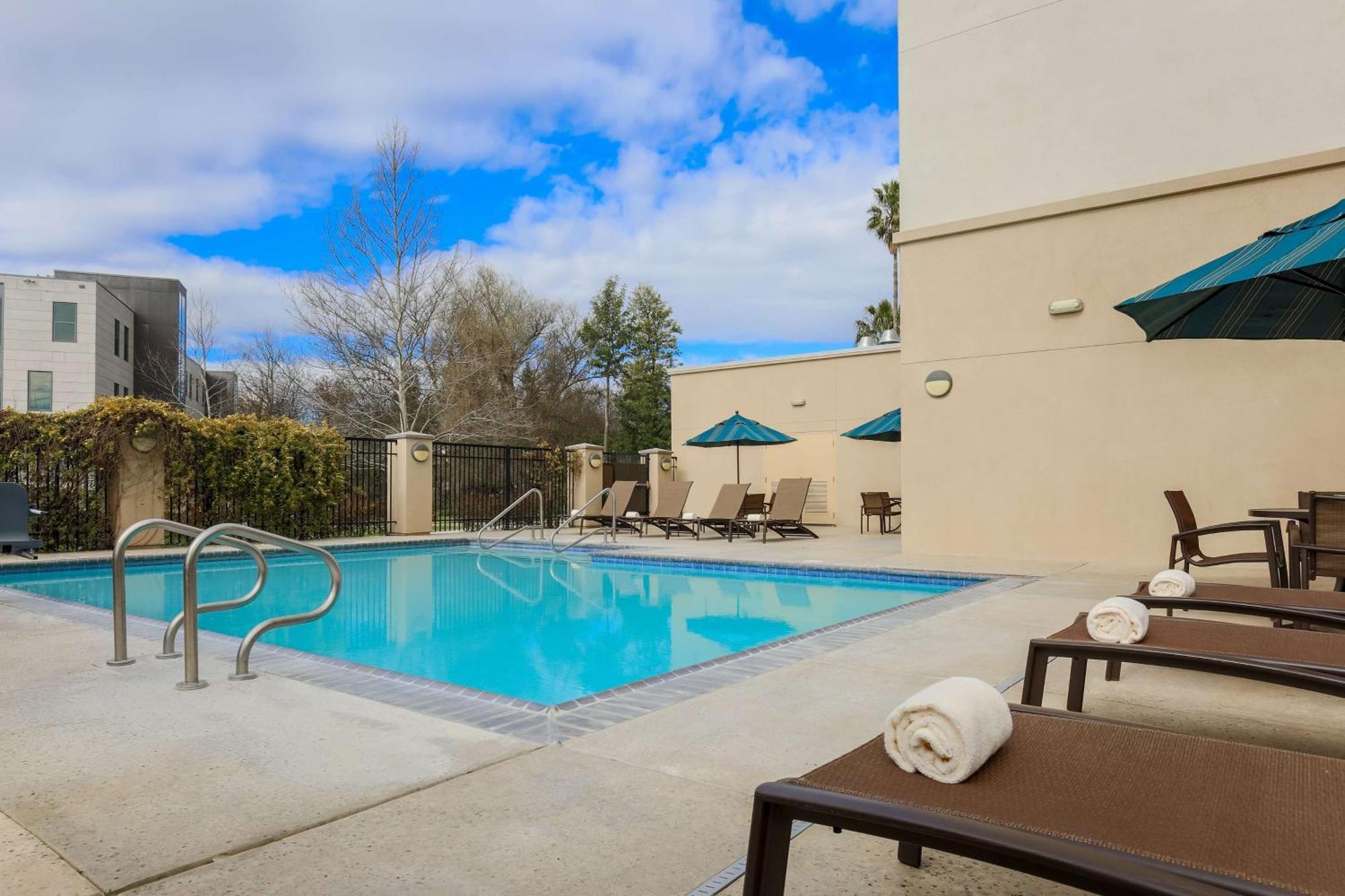 Hyatt Place Uc Davis Ngoại thất bức ảnh